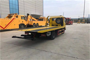 新县非事故拖车